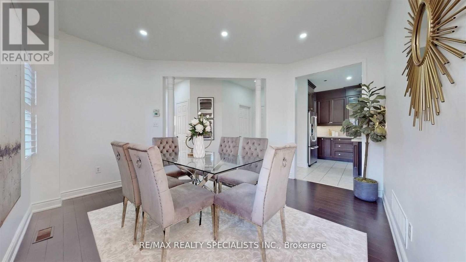 92 KETTLEWELL CRESCENT - 12