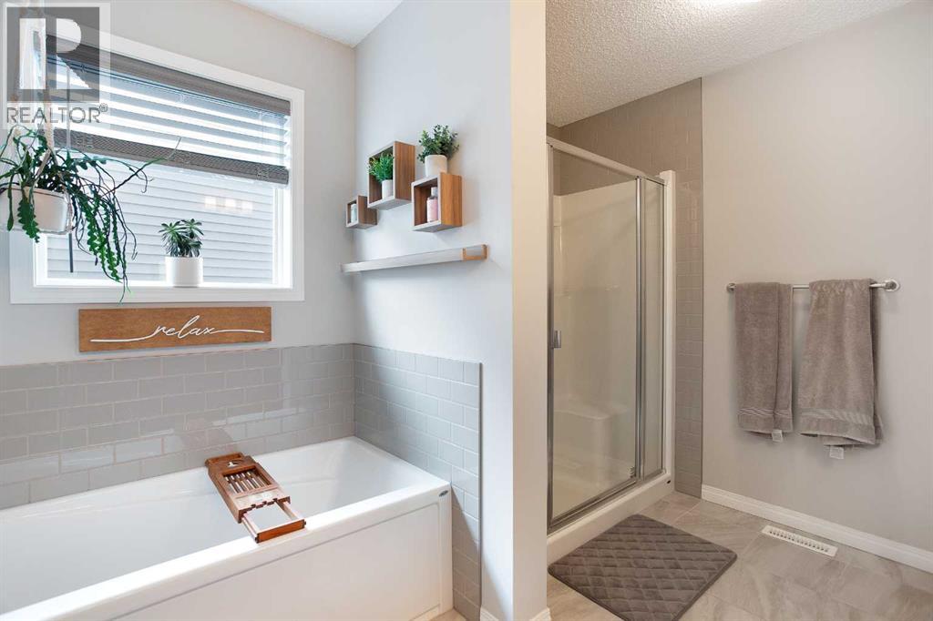 63 Heritage Court, Cochrane