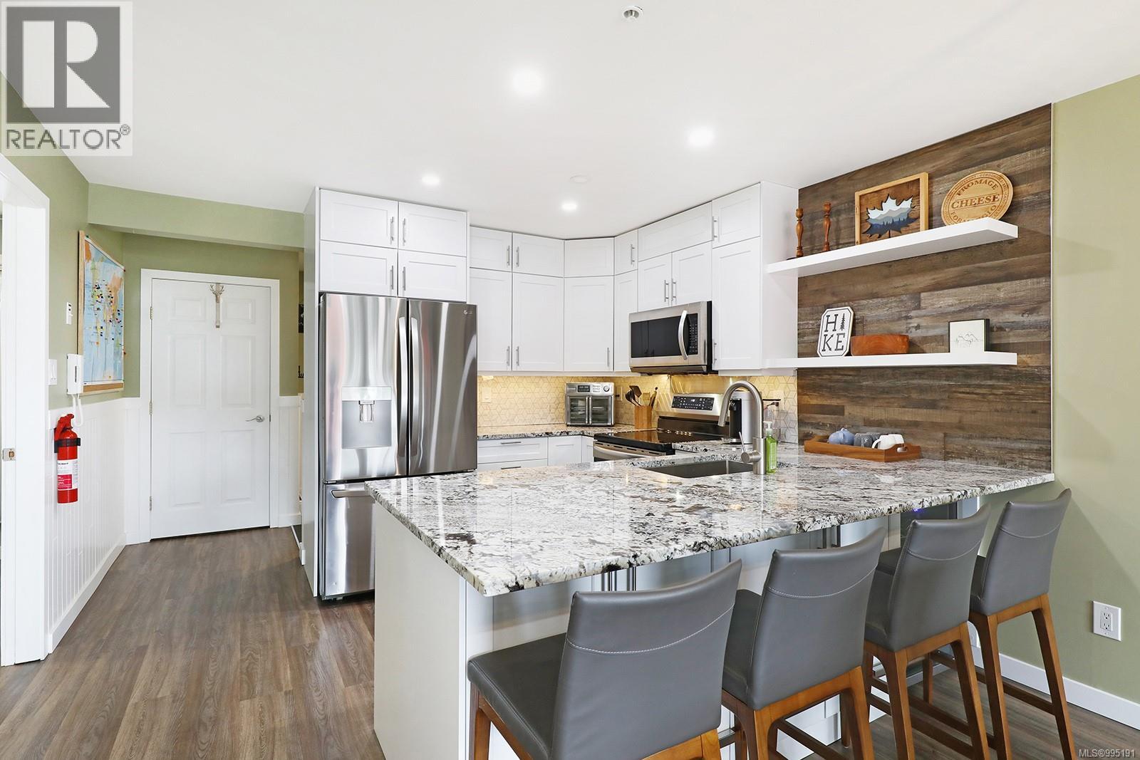 #506 1201 HENRY RD - Image 2