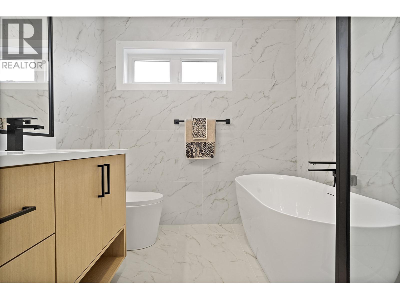 1 9340 GENERAL CURRIE ROAD, Richmond