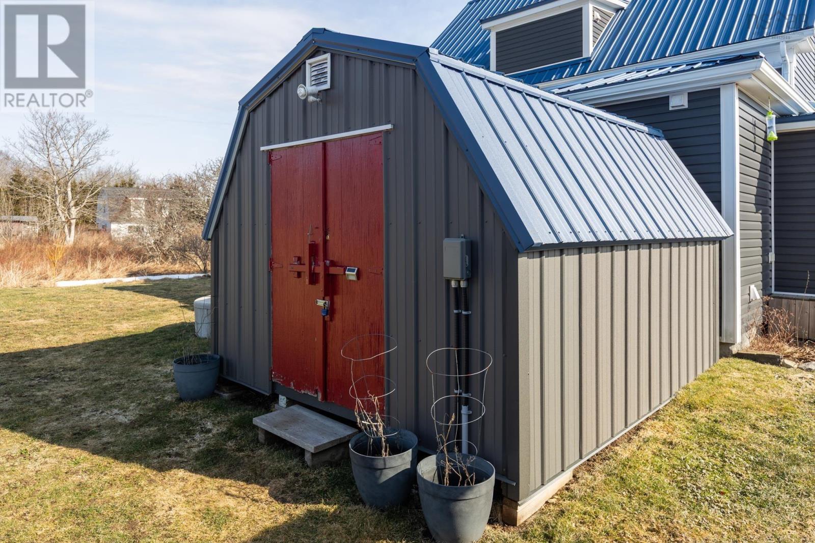 Property 39 of 48 of 164 Nicholas Road