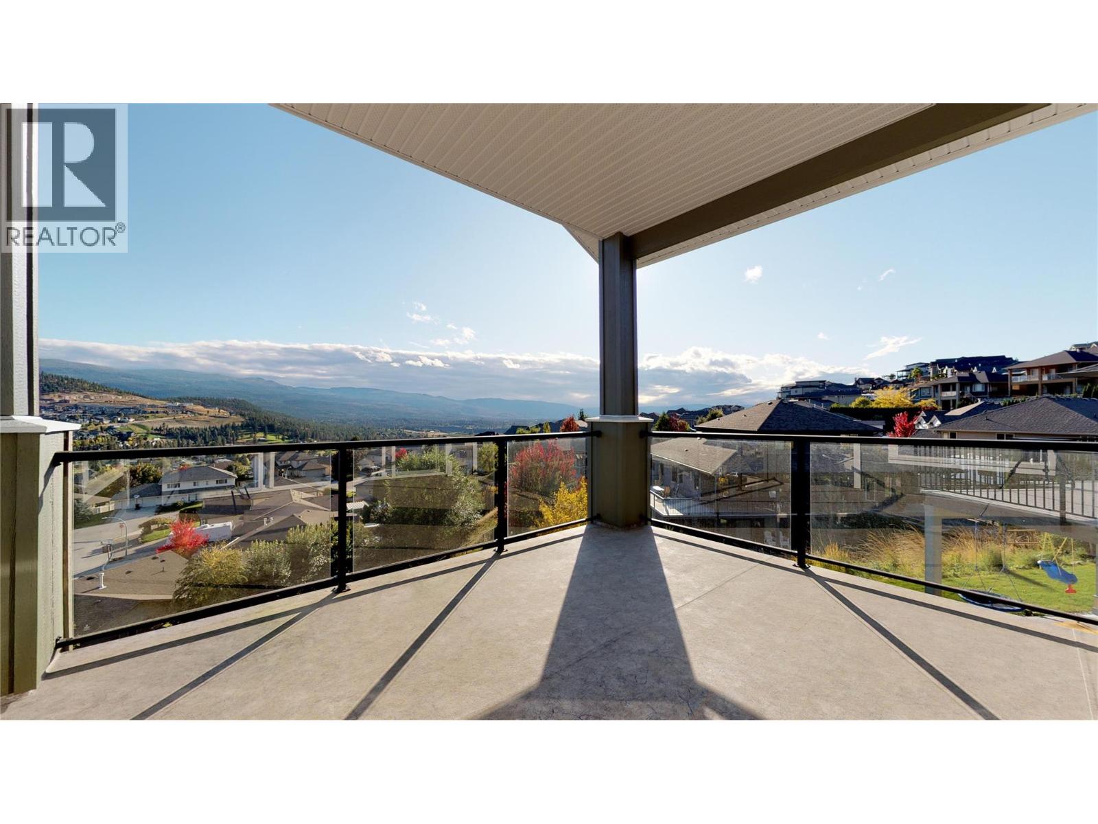  1098 Oswell Drive, Kelowna
