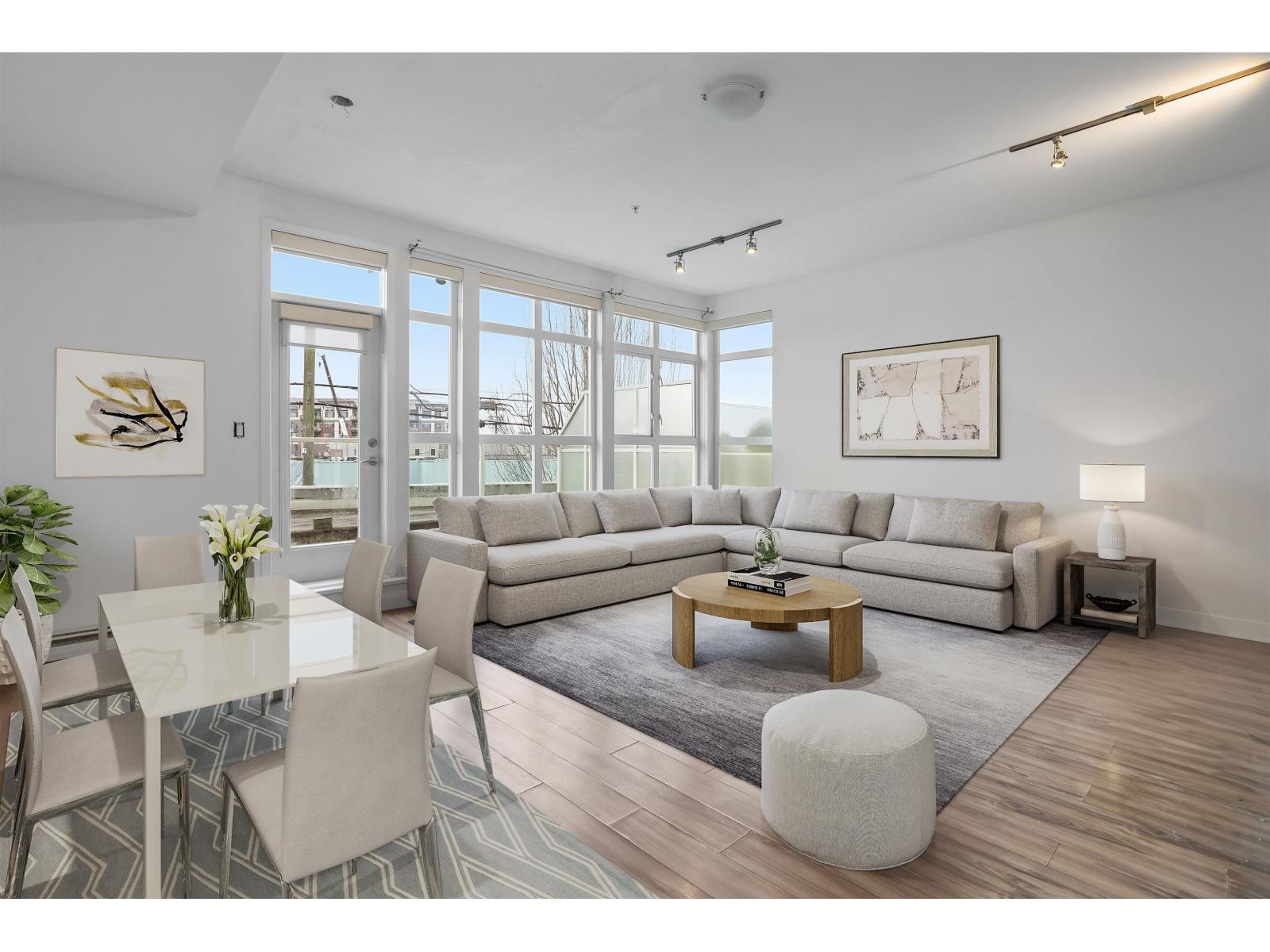 202 20238 FRASER Highway - photo 2