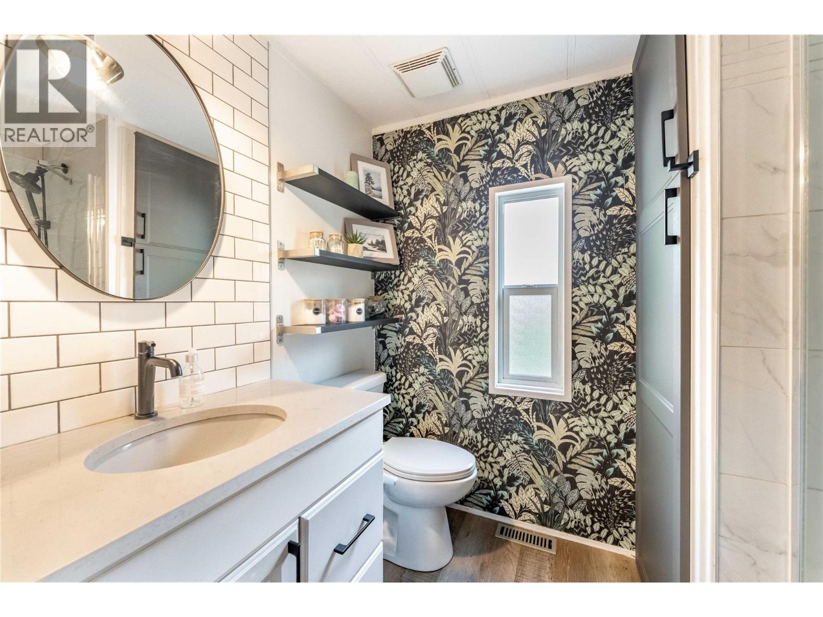 13533 MOUNTAIN SHORES ROAD - 34