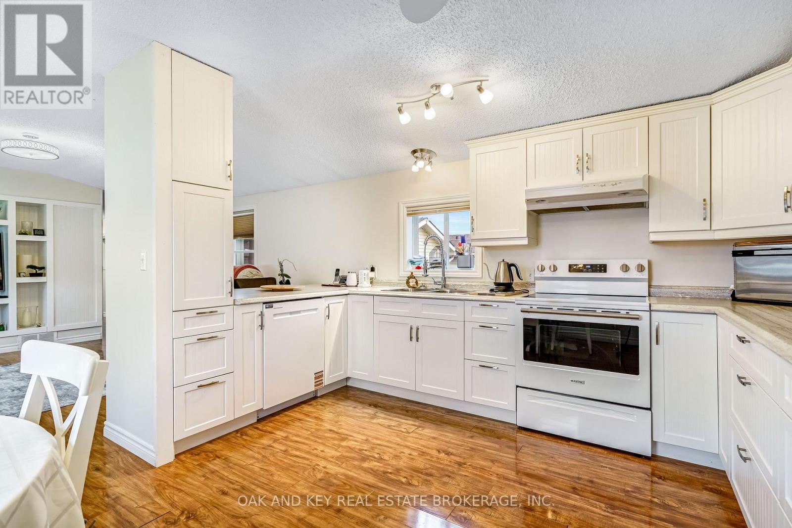 18 GEORGE STREET, Strathroy-Caradoc (SE), Ontario, N7G3K9 — Photo 42