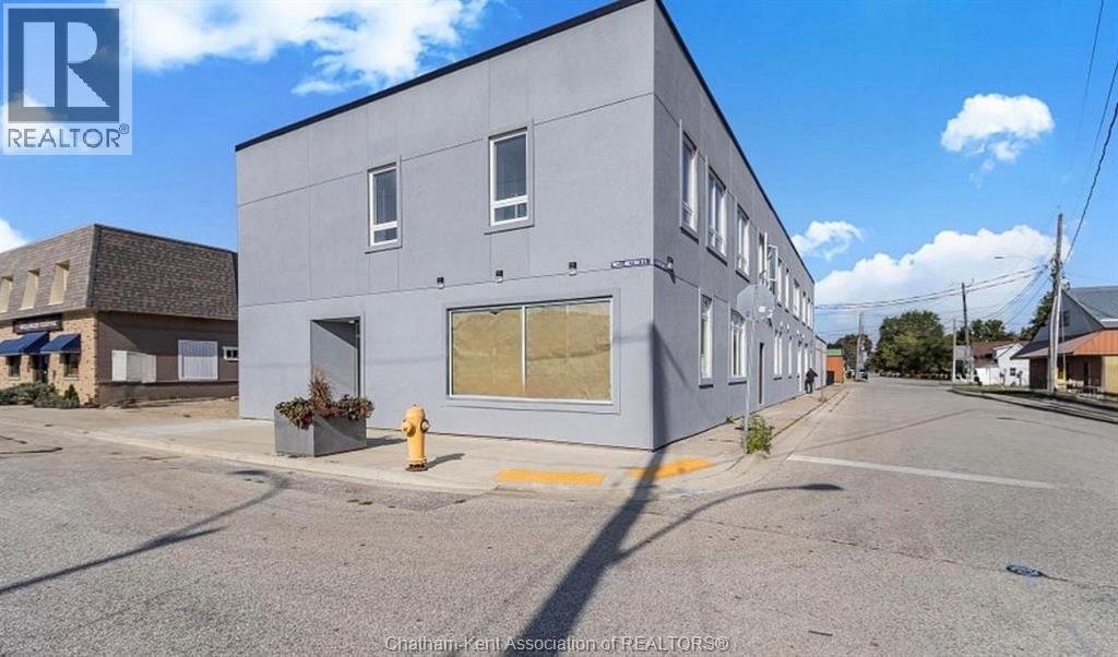 206 Wellington STREET