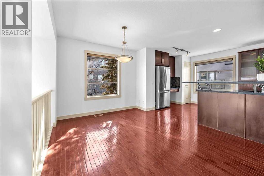 Single Family House for Sale in  Aspen Hills Terrace SW Aspen Woods Calgary 