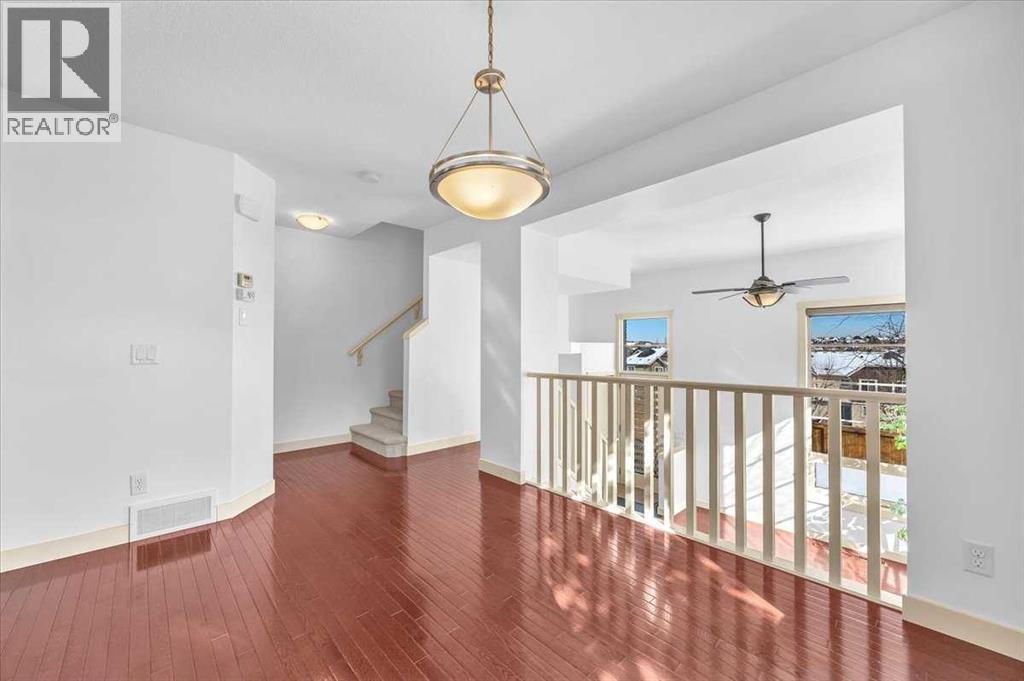 Single Family House for Sale in  Aspen Hills Terrace SW Aspen Woods Calgary 