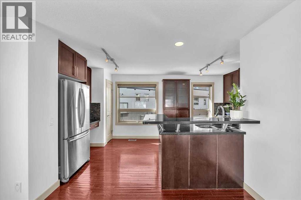 Single Family House for Sale in  Aspen Hills Terrace SW Aspen Woods Calgary 