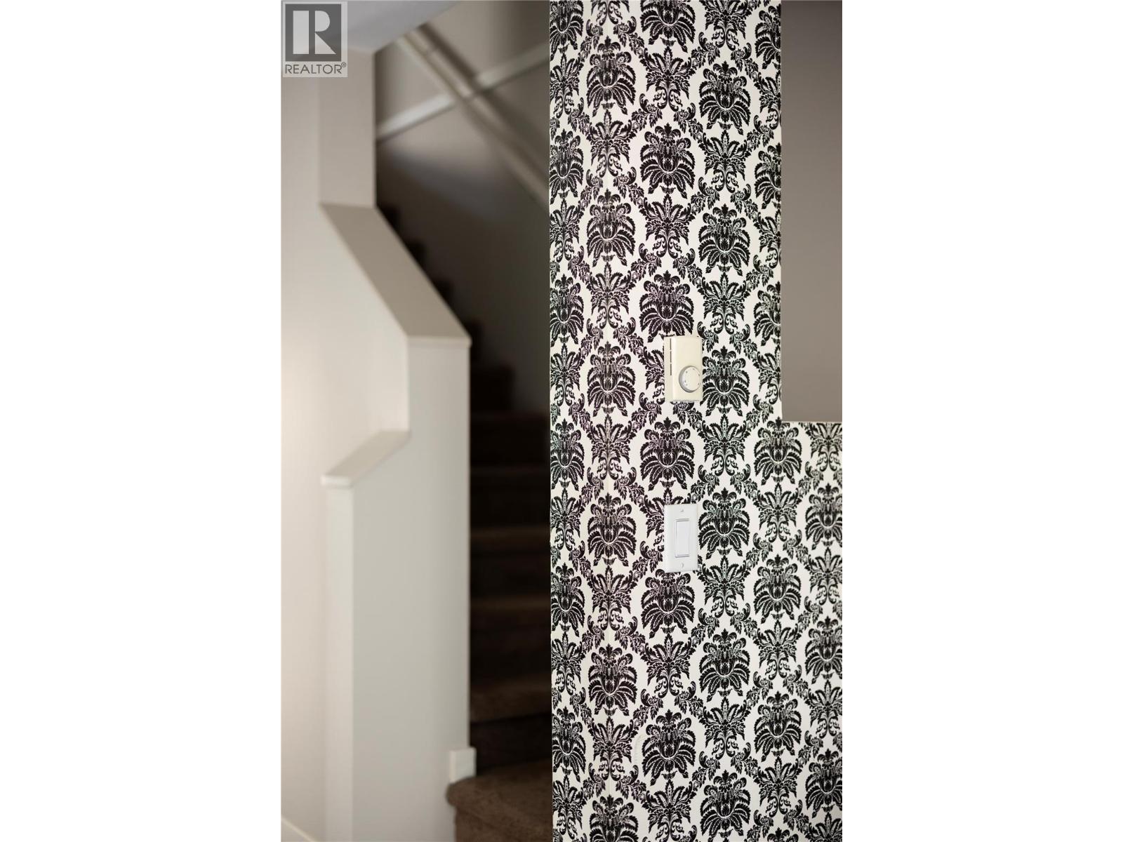 5 1831 Ambrosi Road, Kelowna