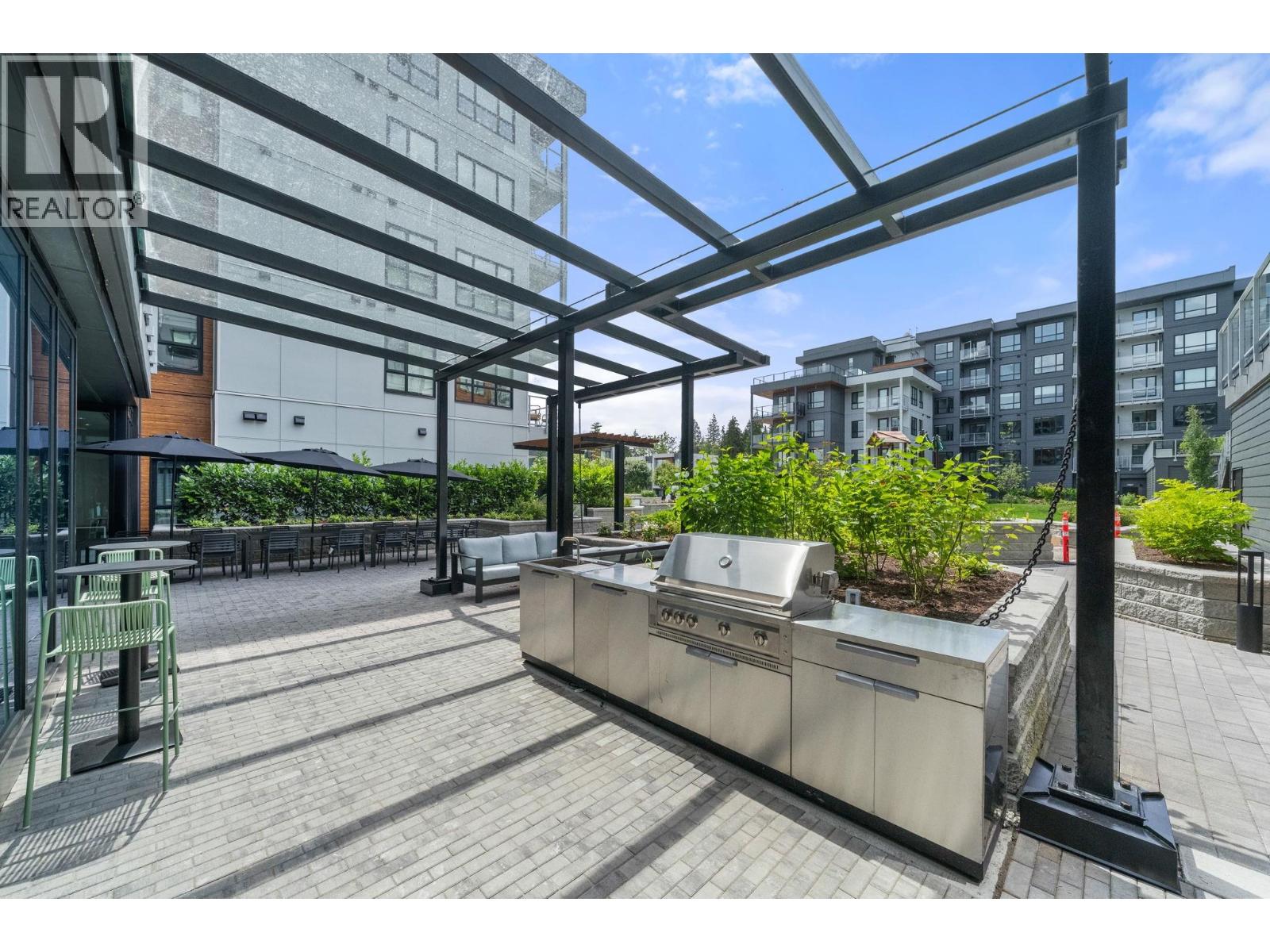 404 3594 MALSUM DRIVE, North Vancouver