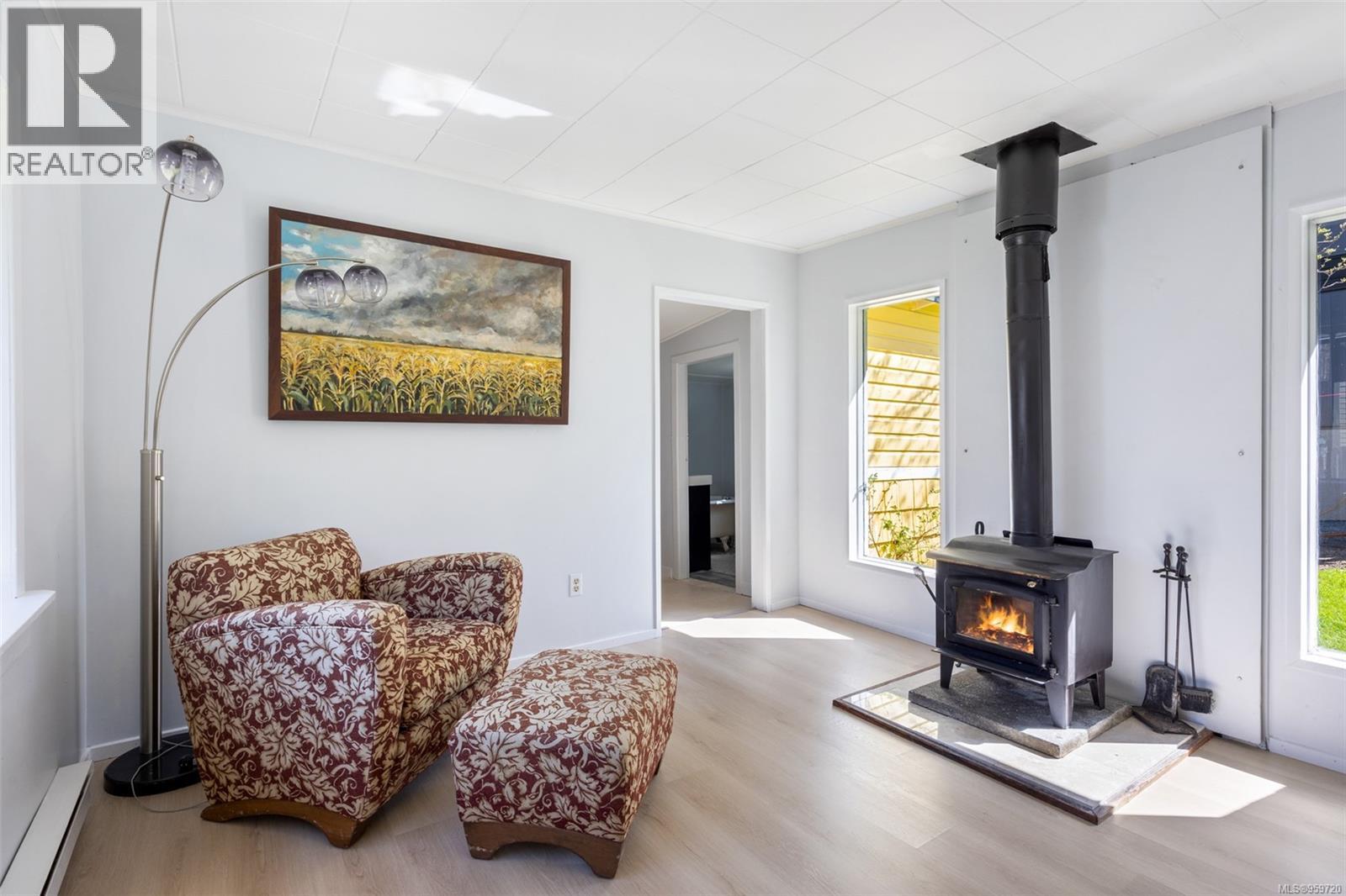 6148 ALDERGROVE DR - 24