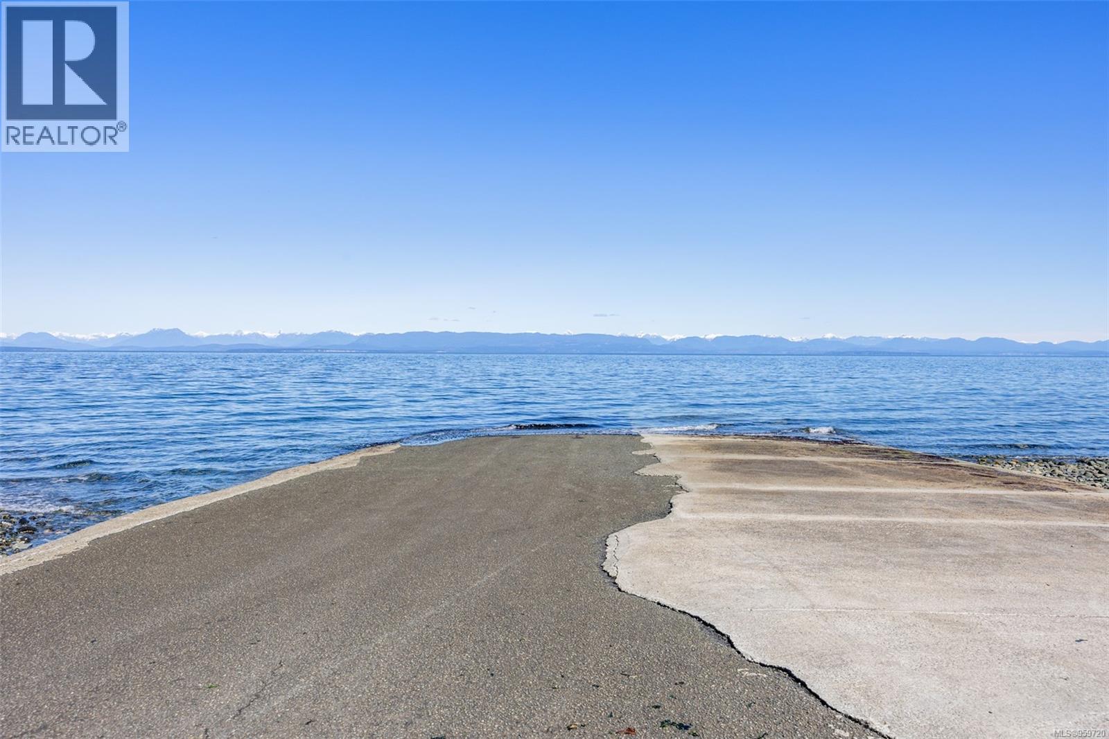 6148 ALDERGROVE DR - 31