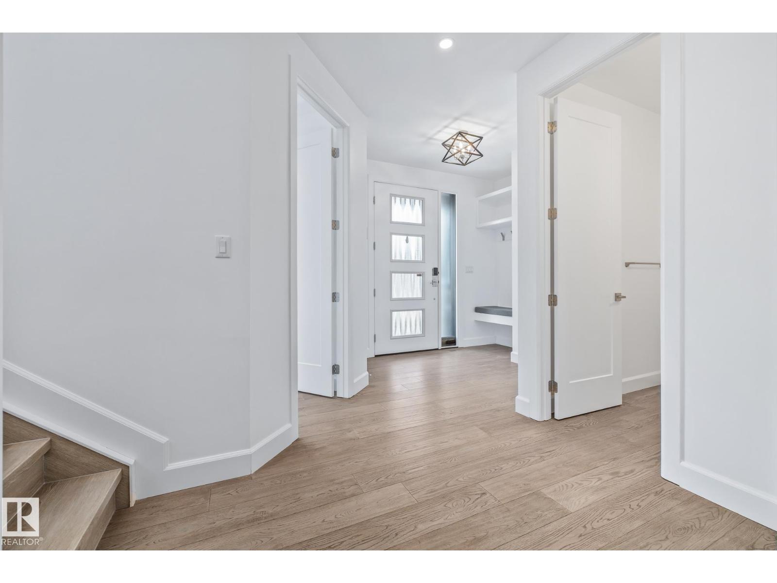 10038 142 ST NW, Edmonton