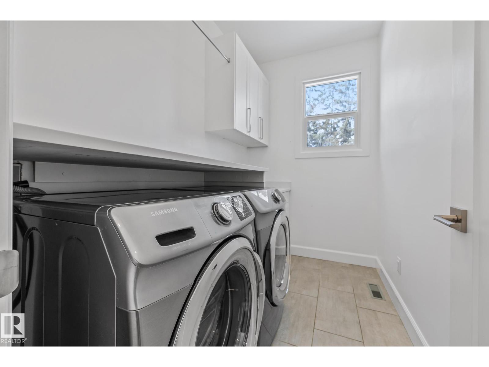 10038 142 ST NW, Edmonton