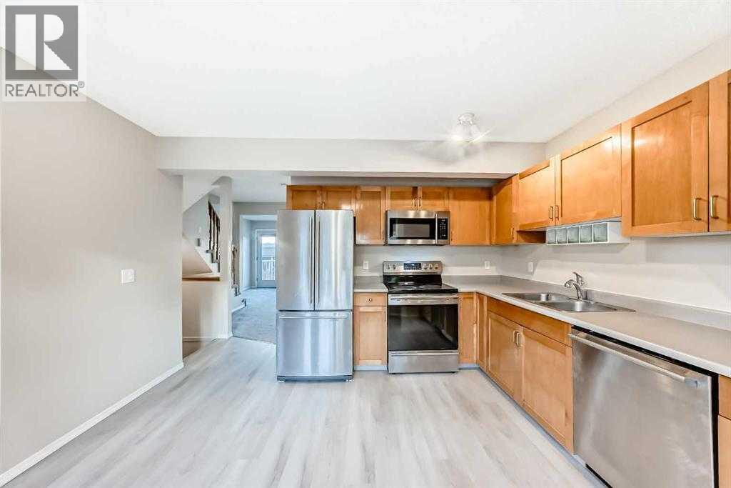 Single Family House for Sale in  Regal Park NE Renfrew Calgary 