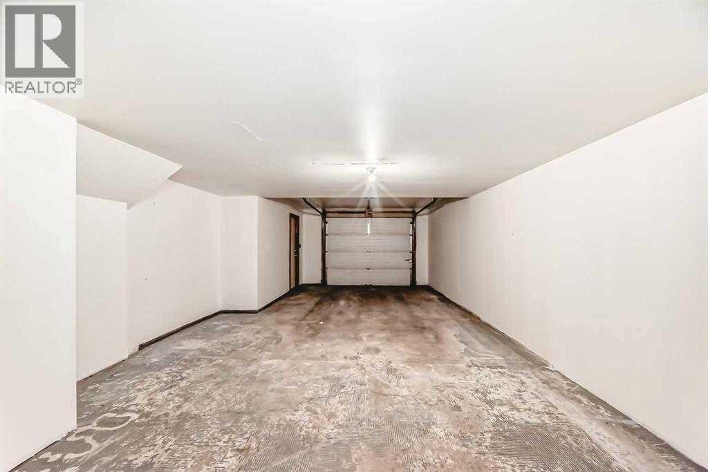 Single Family House for Sale in  Regal Park NE Renfrew Calgary 