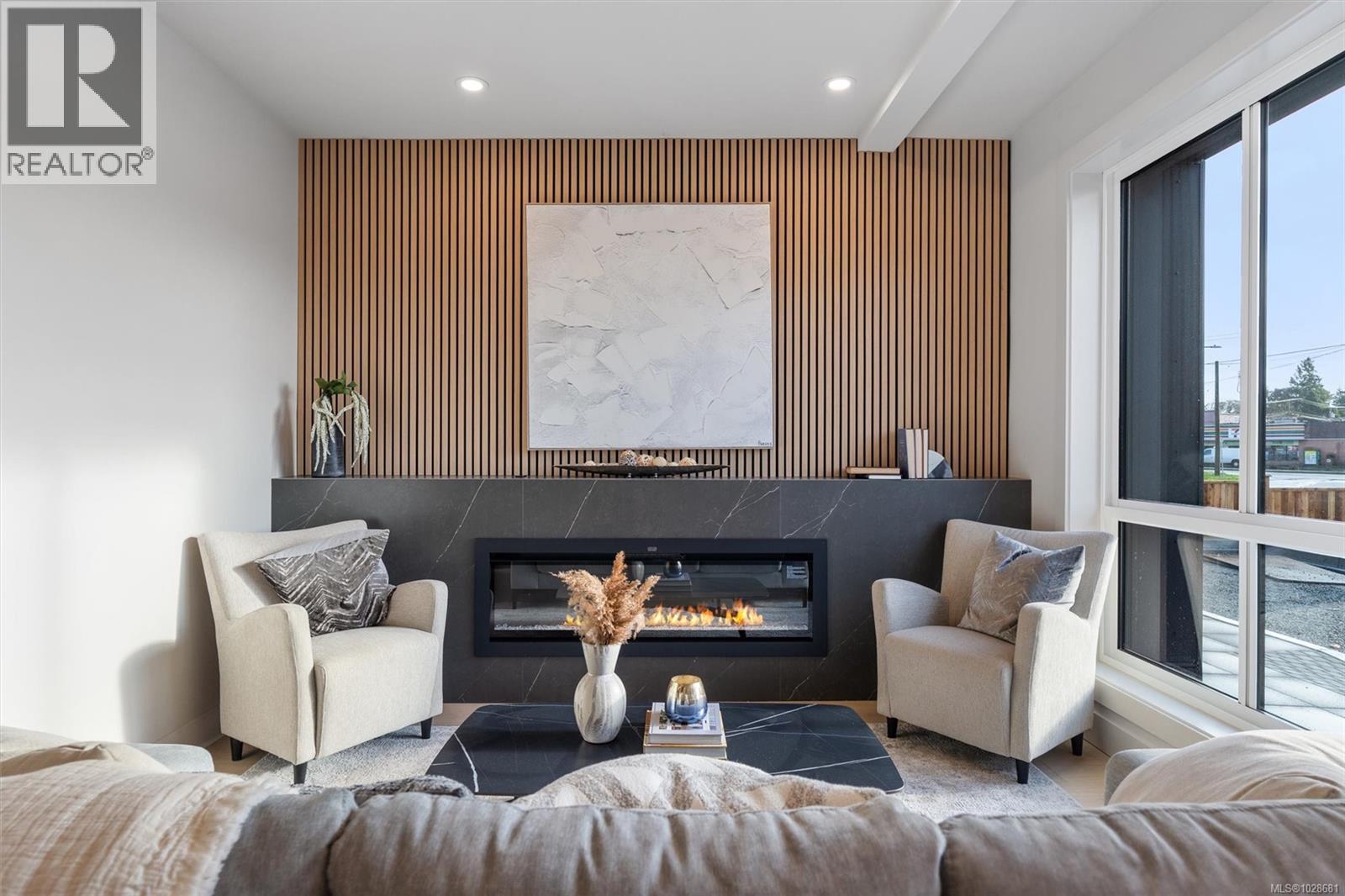 2 588 Whiteside Street, Saanich