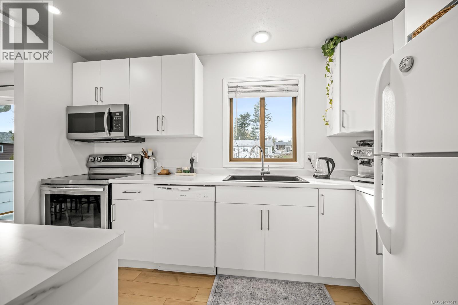 519 PRITCHARD RD - 13