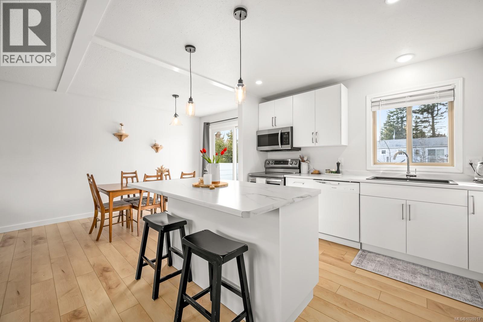 519 PRITCHARD RD - 15