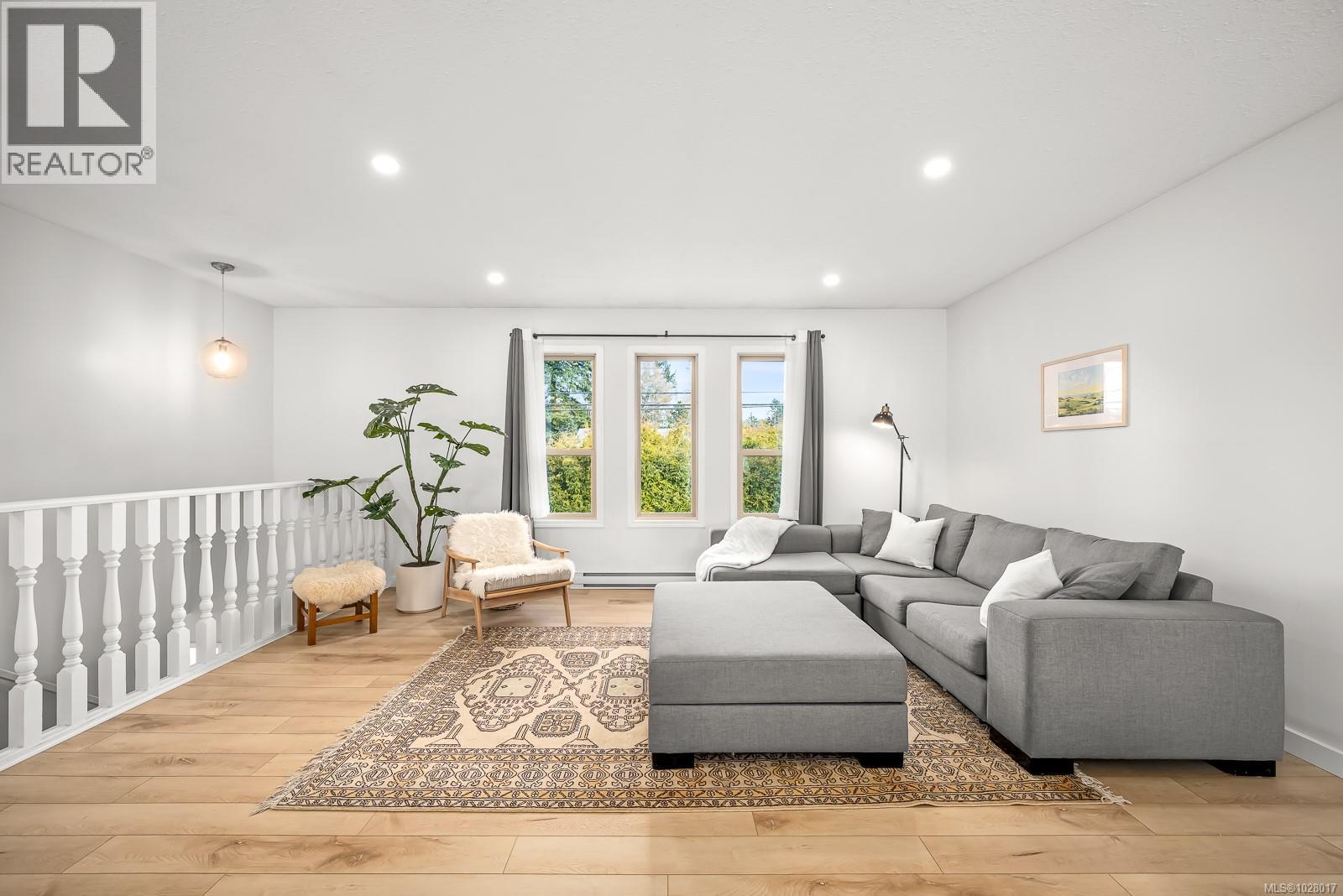 519 PRITCHARD RD - 10