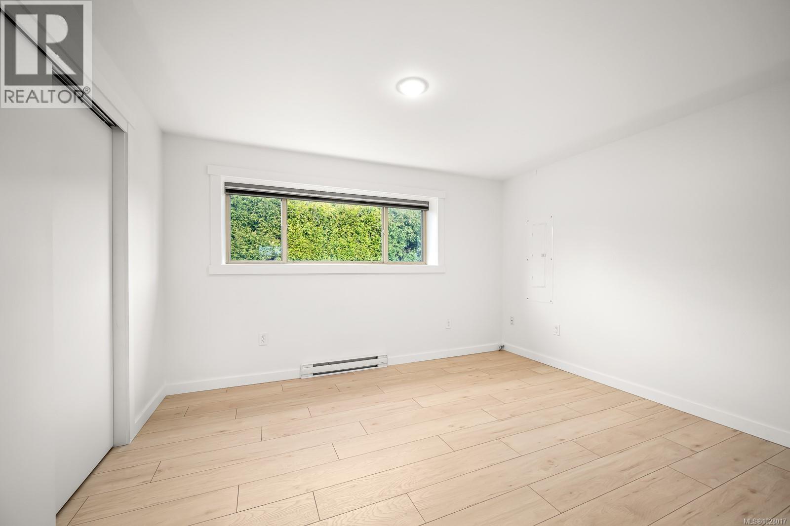 519 PRITCHARD RD - 32