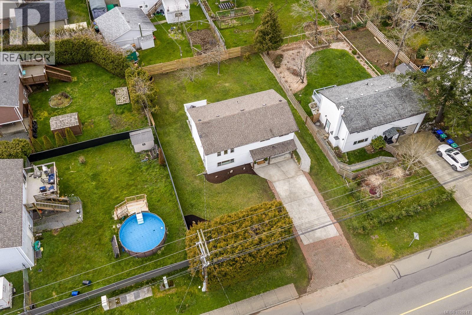 519 PRITCHARD RD - 4