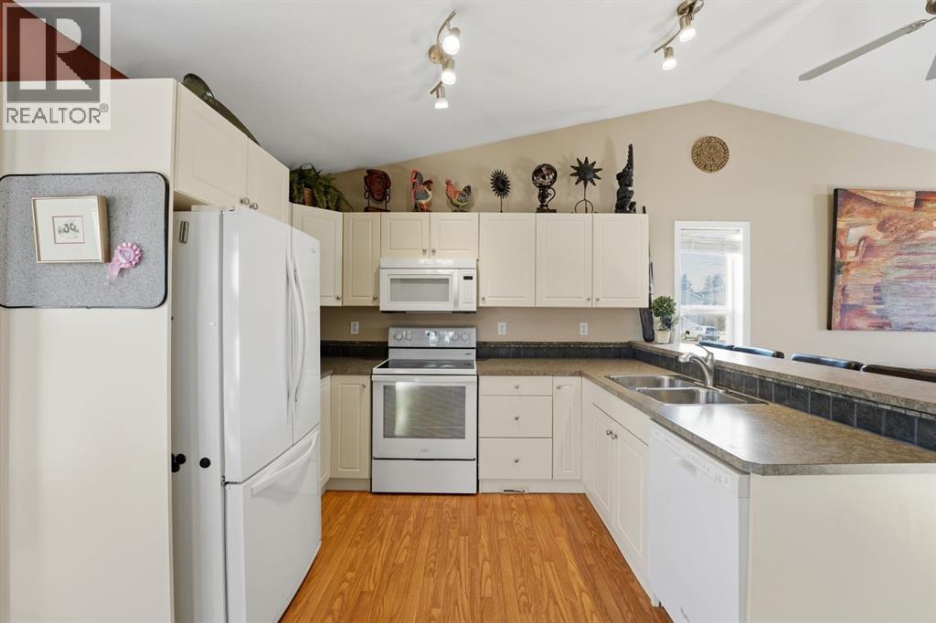 57 Garden Road, Lacombe