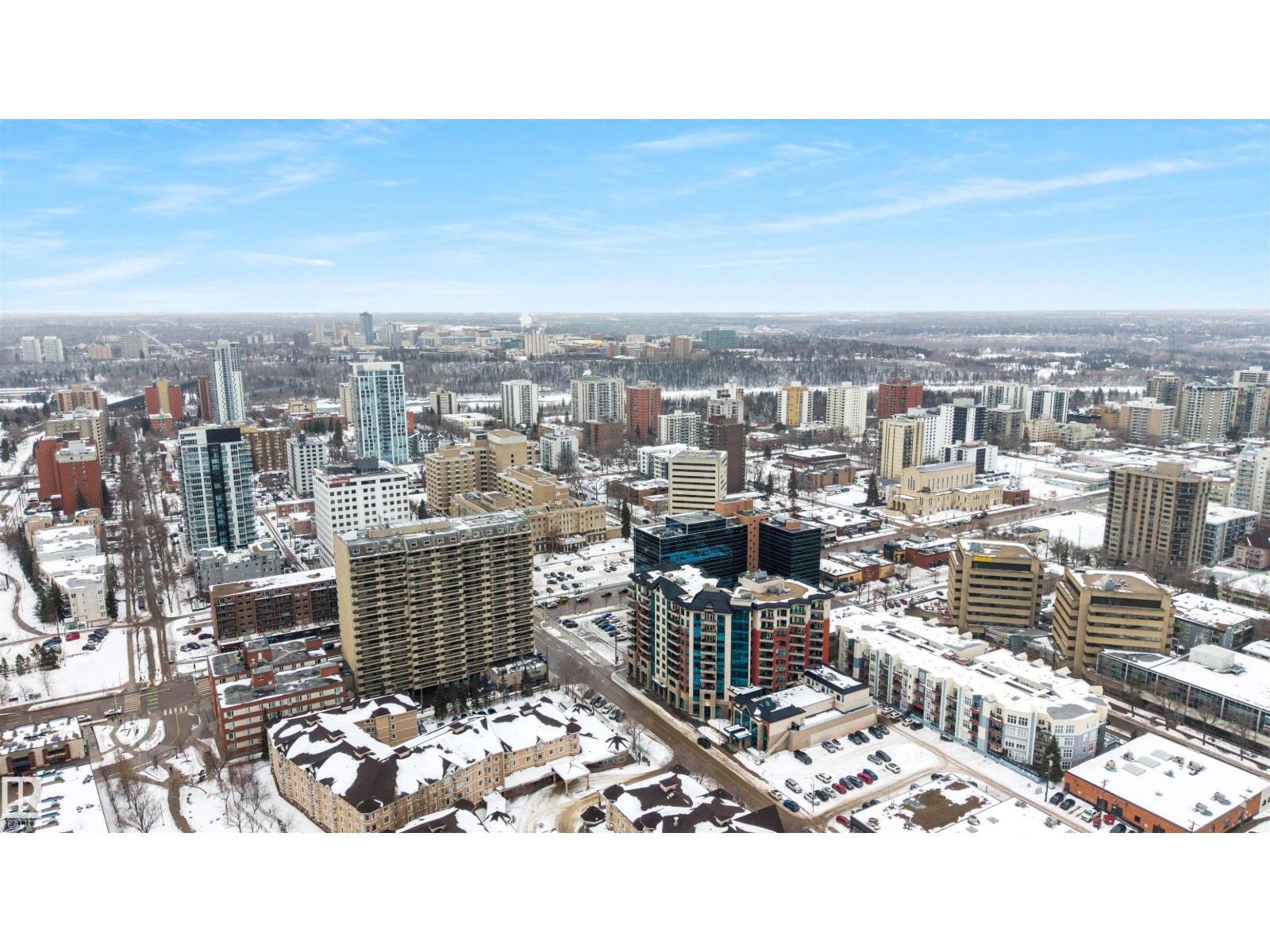 #906 10142 111 ST NW - 29