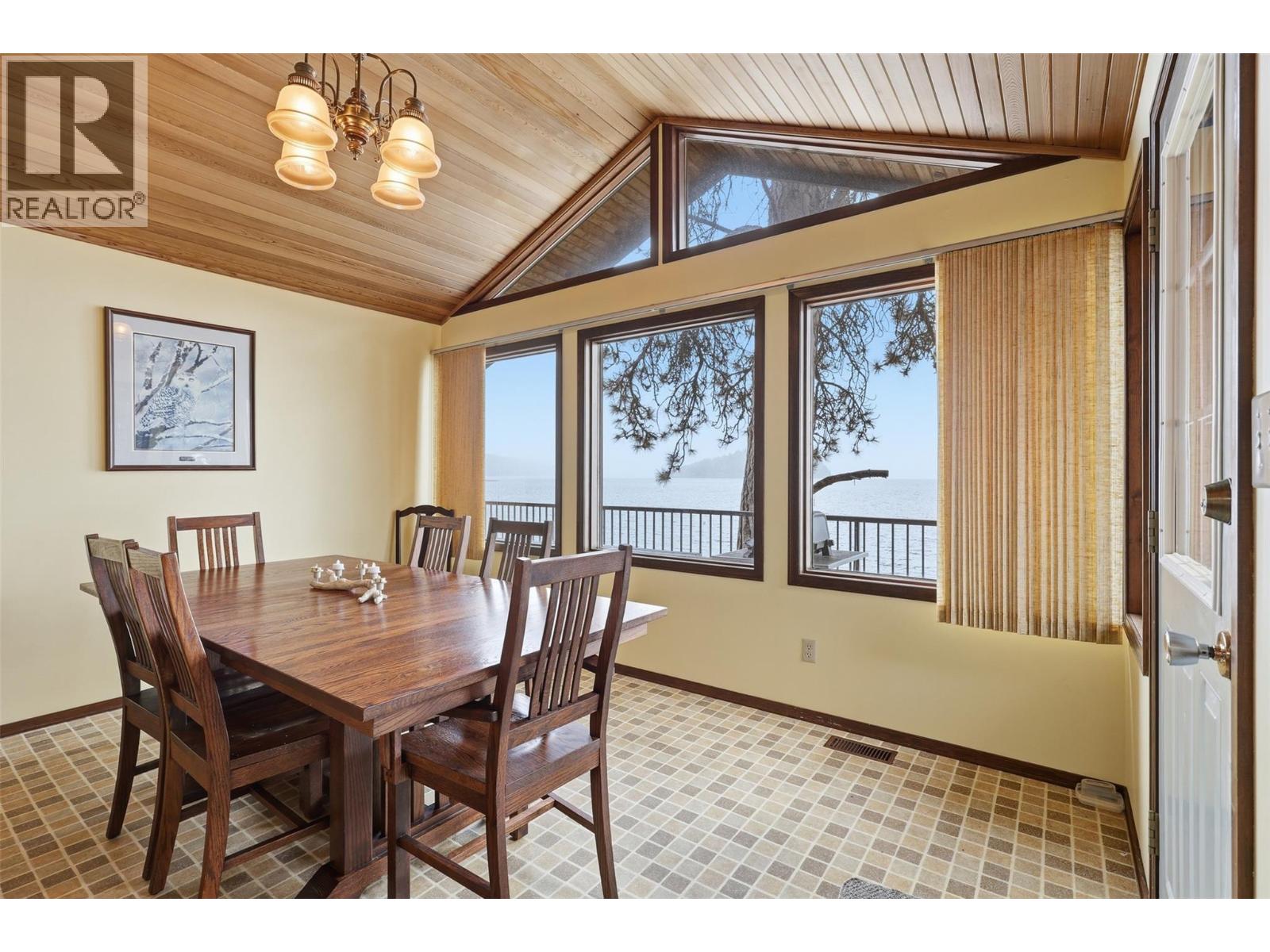  4128 Express Point Crescent, Scotch Creek