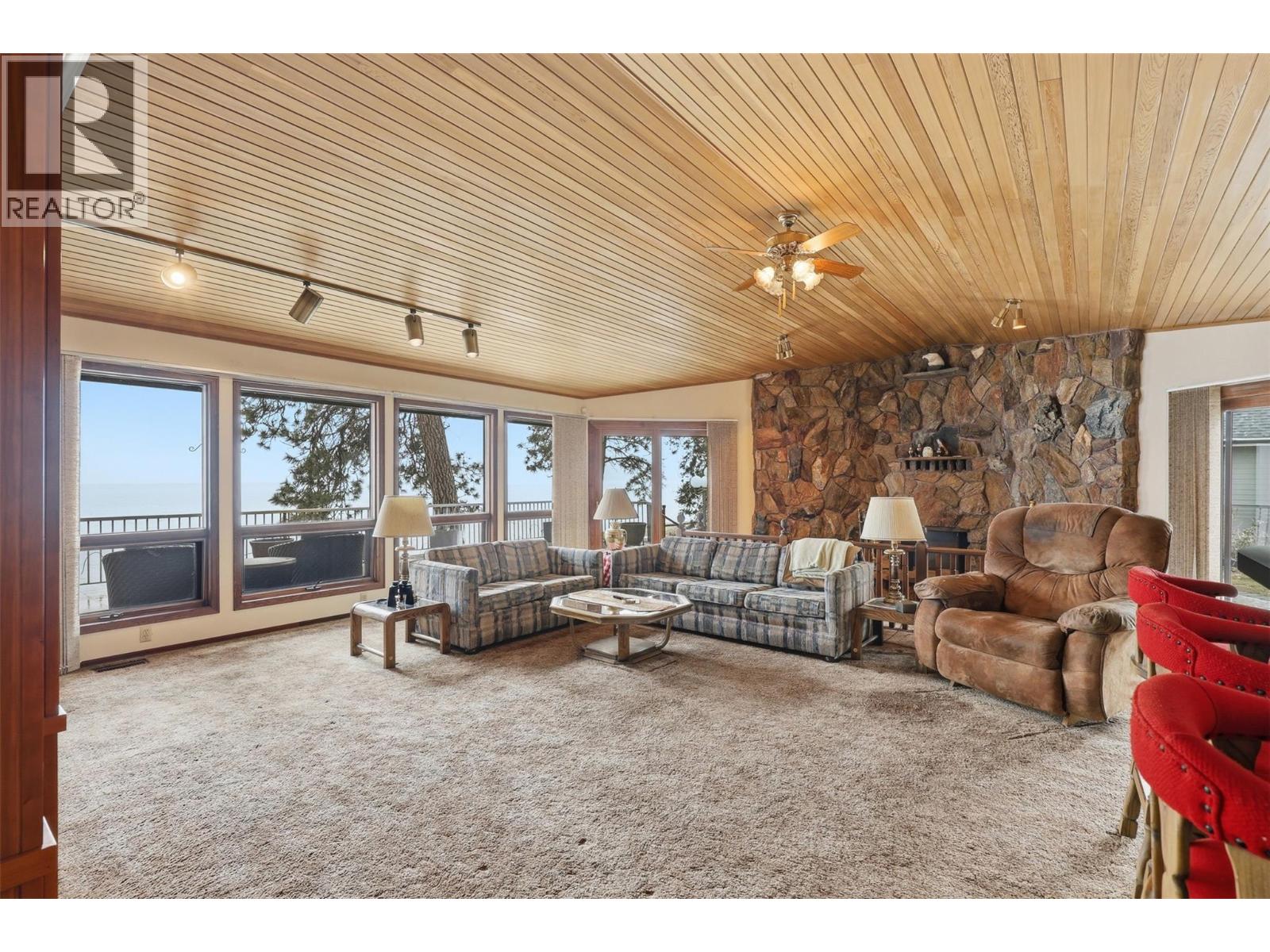  4128 Express Point Crescent, Scotch Creek