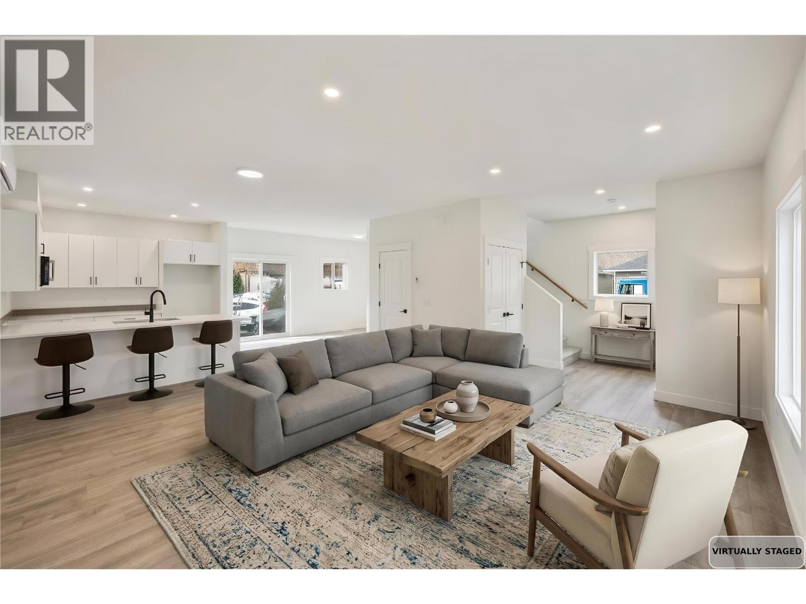 11815 Grant Avenue Unit# 104, Summerland