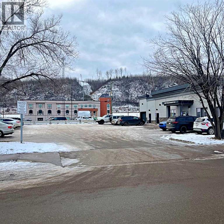 10023 MacDonald Avenue, Fort McMurray