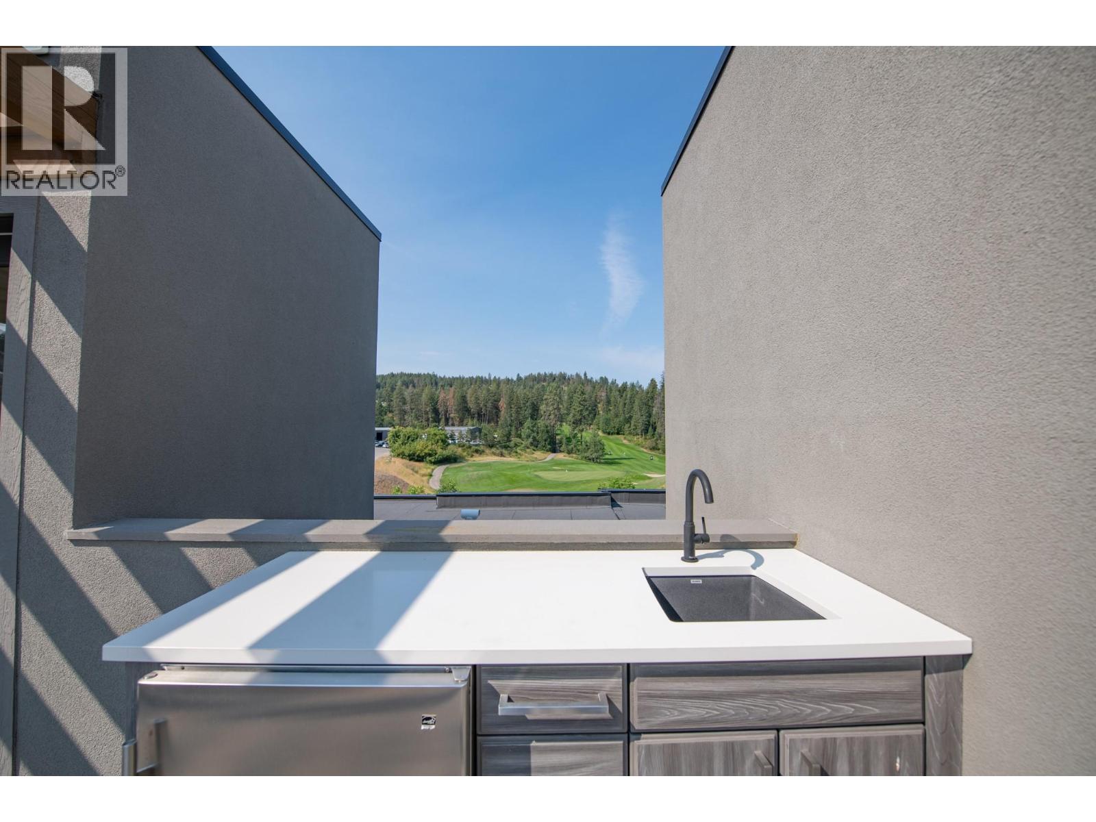 #4 105 PREDATOR RIDGE DRIVE - 54