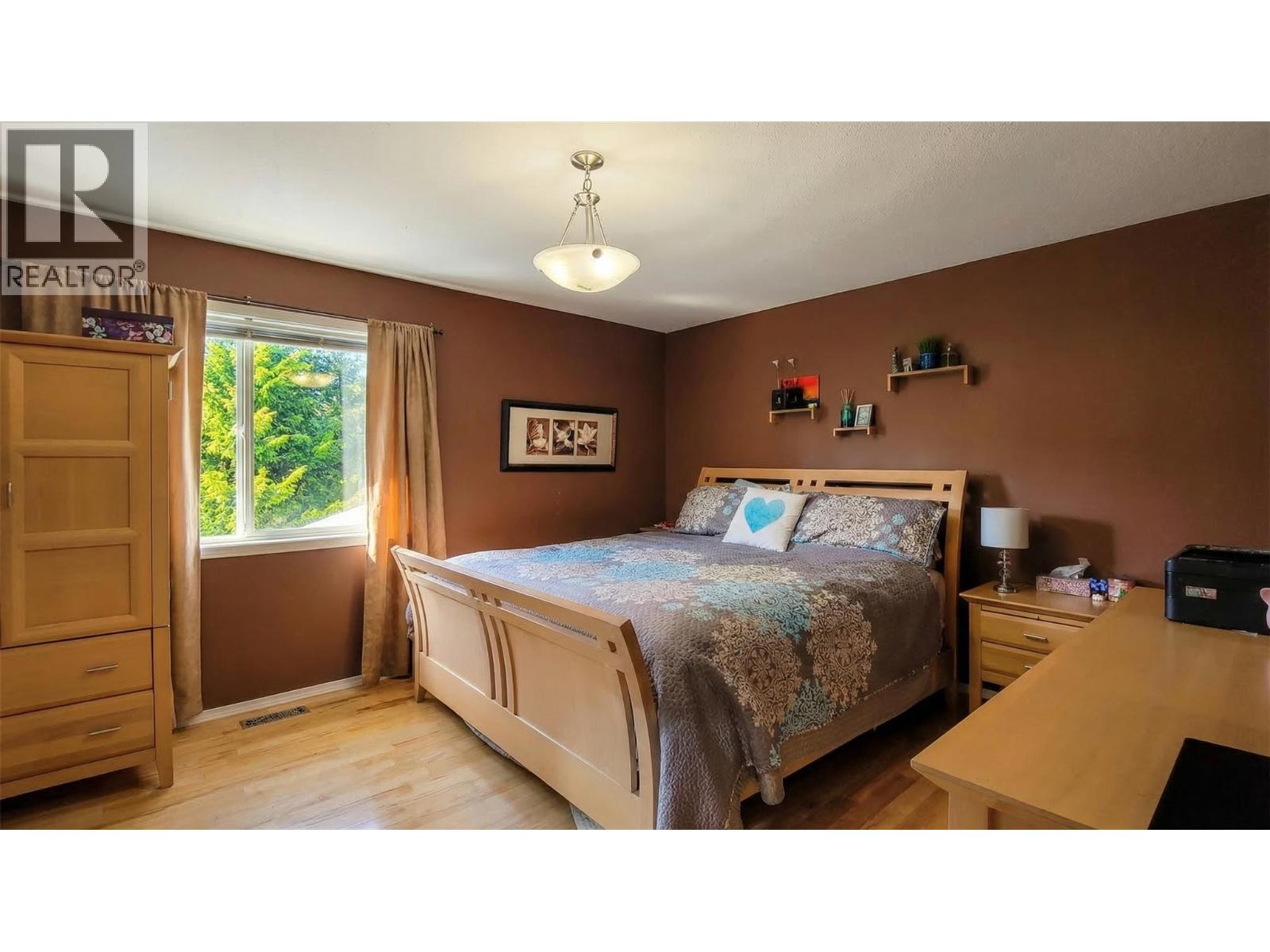 2009 HARRIS ROAD - 26