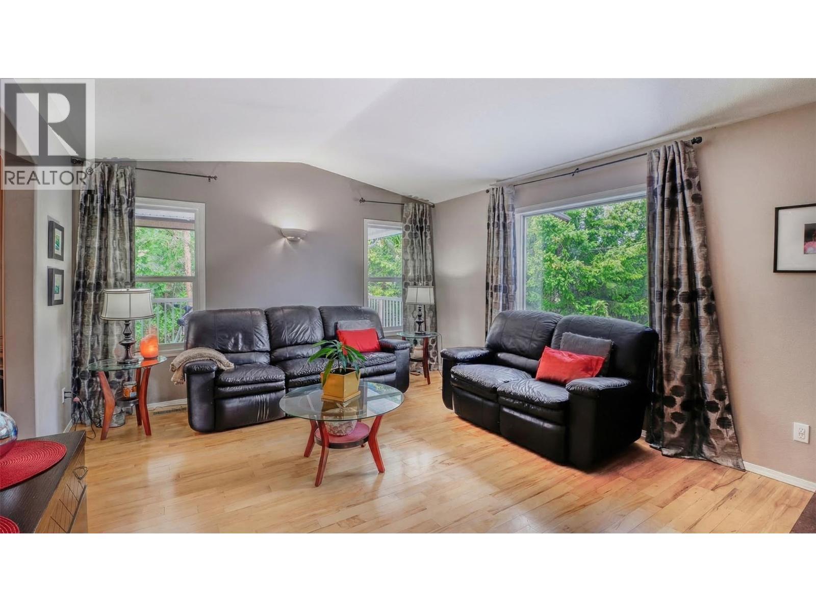 2009 HARRIS ROAD - 9