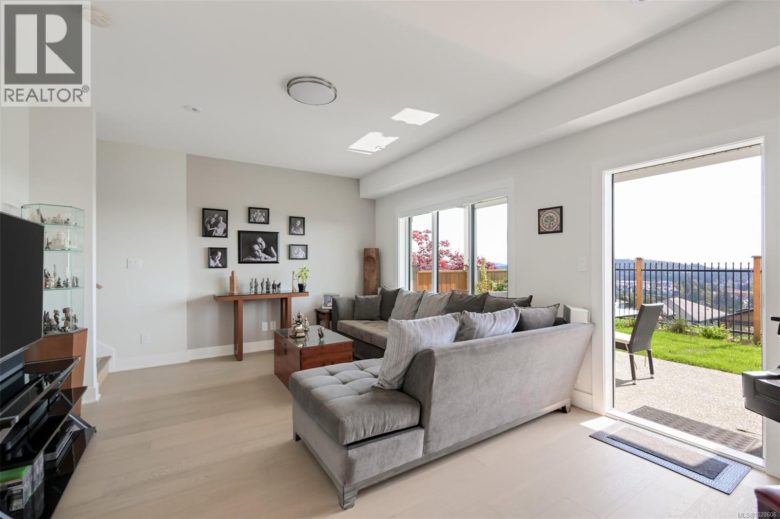  1122 Olivine Mews, Langford