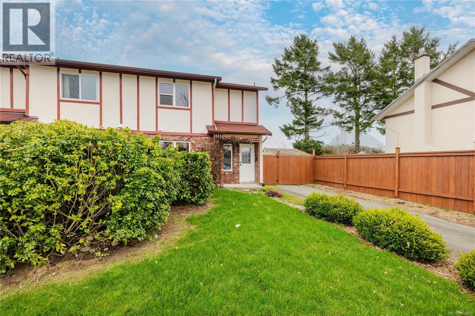  363 Pooley Place, Esquimalt