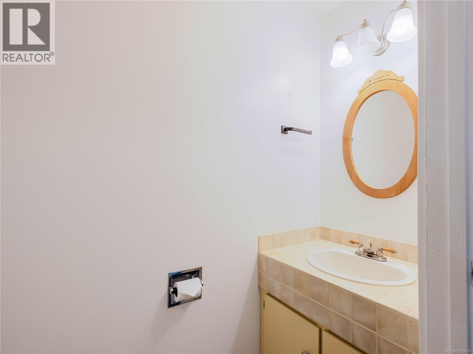  363 Pooley Place, Esquimalt