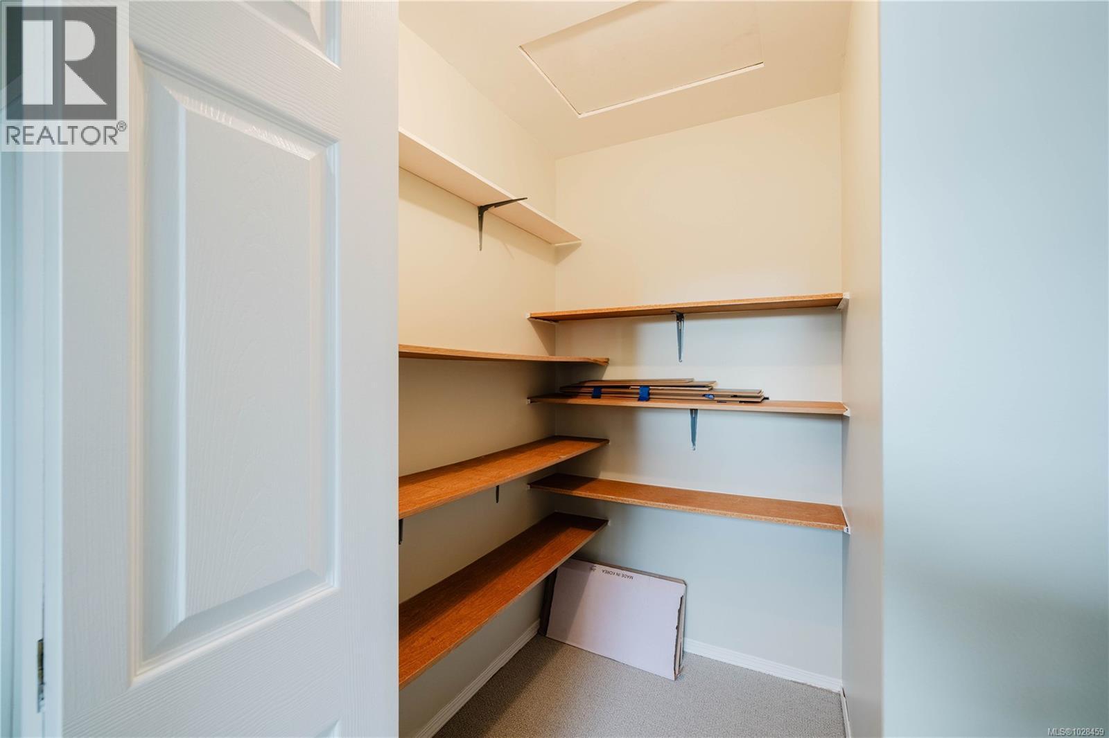  363 Pooley Place, Esquimalt