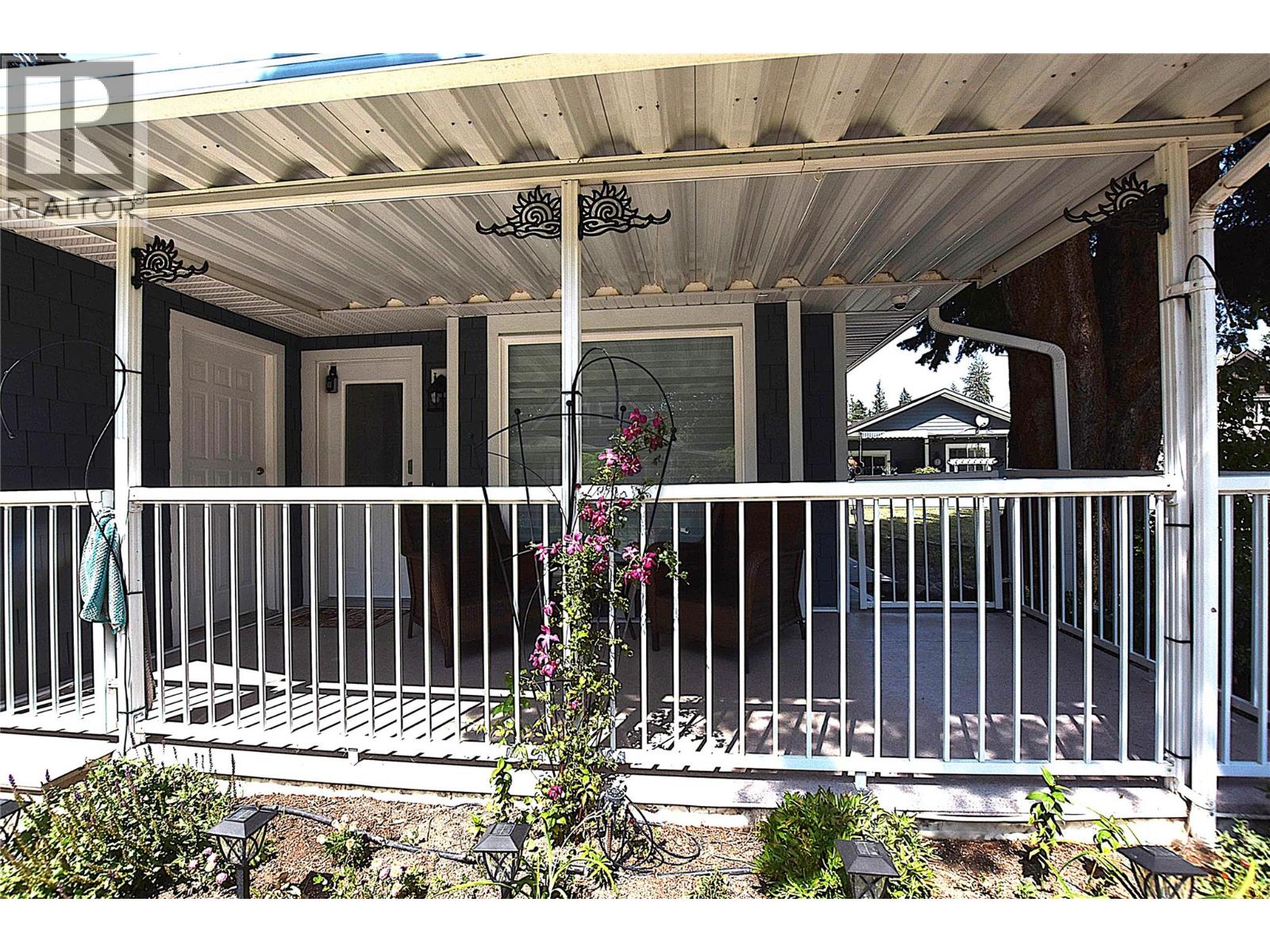 233 234 Falcon Avenue, Vernon