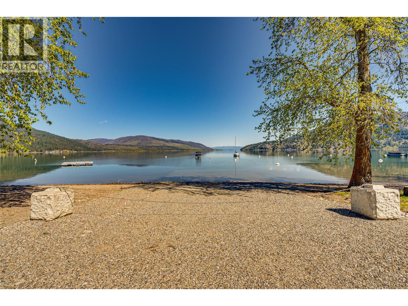 233 234 Falcon Avenue, Vernon