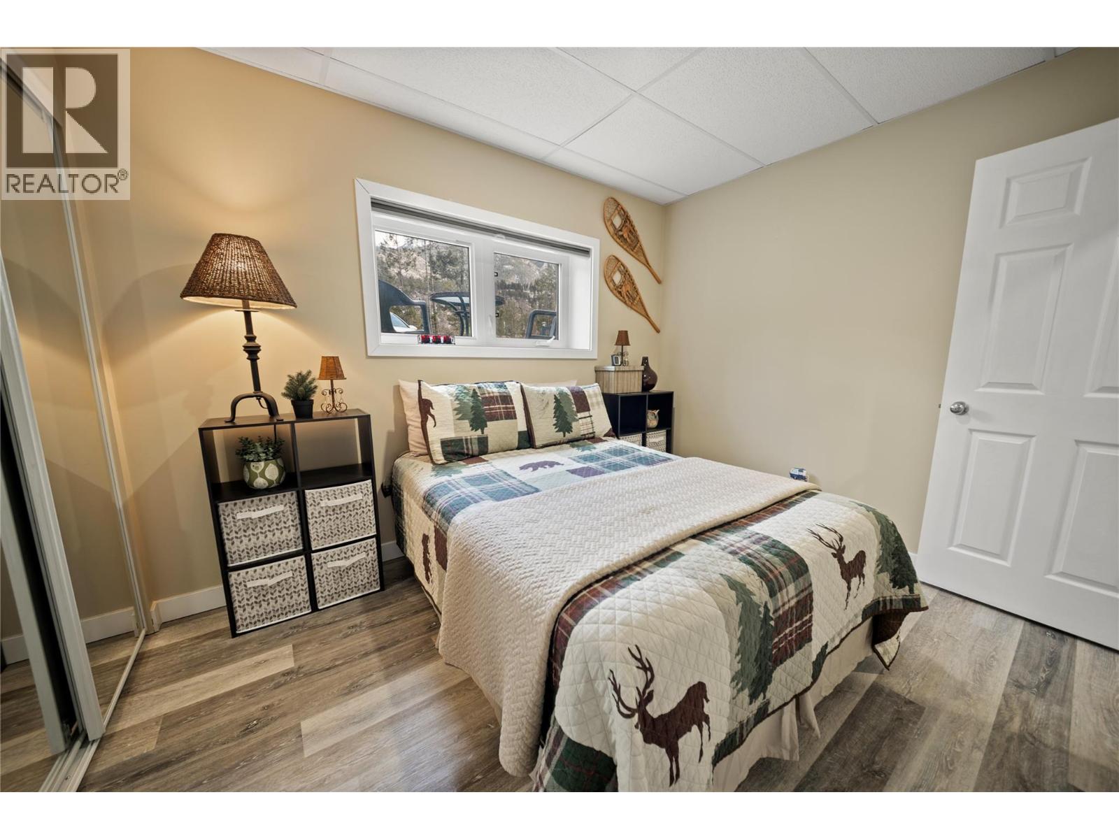 7527 Park Drive West, Radium Hot Springs