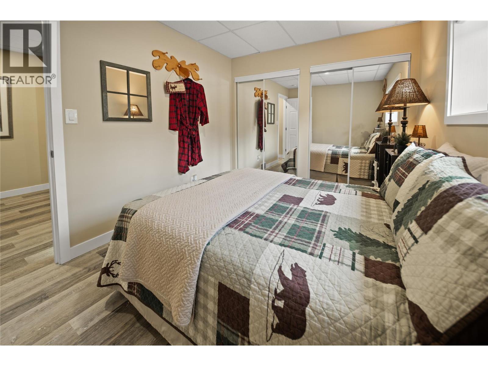 7527 Park Drive West, Radium Hot Springs