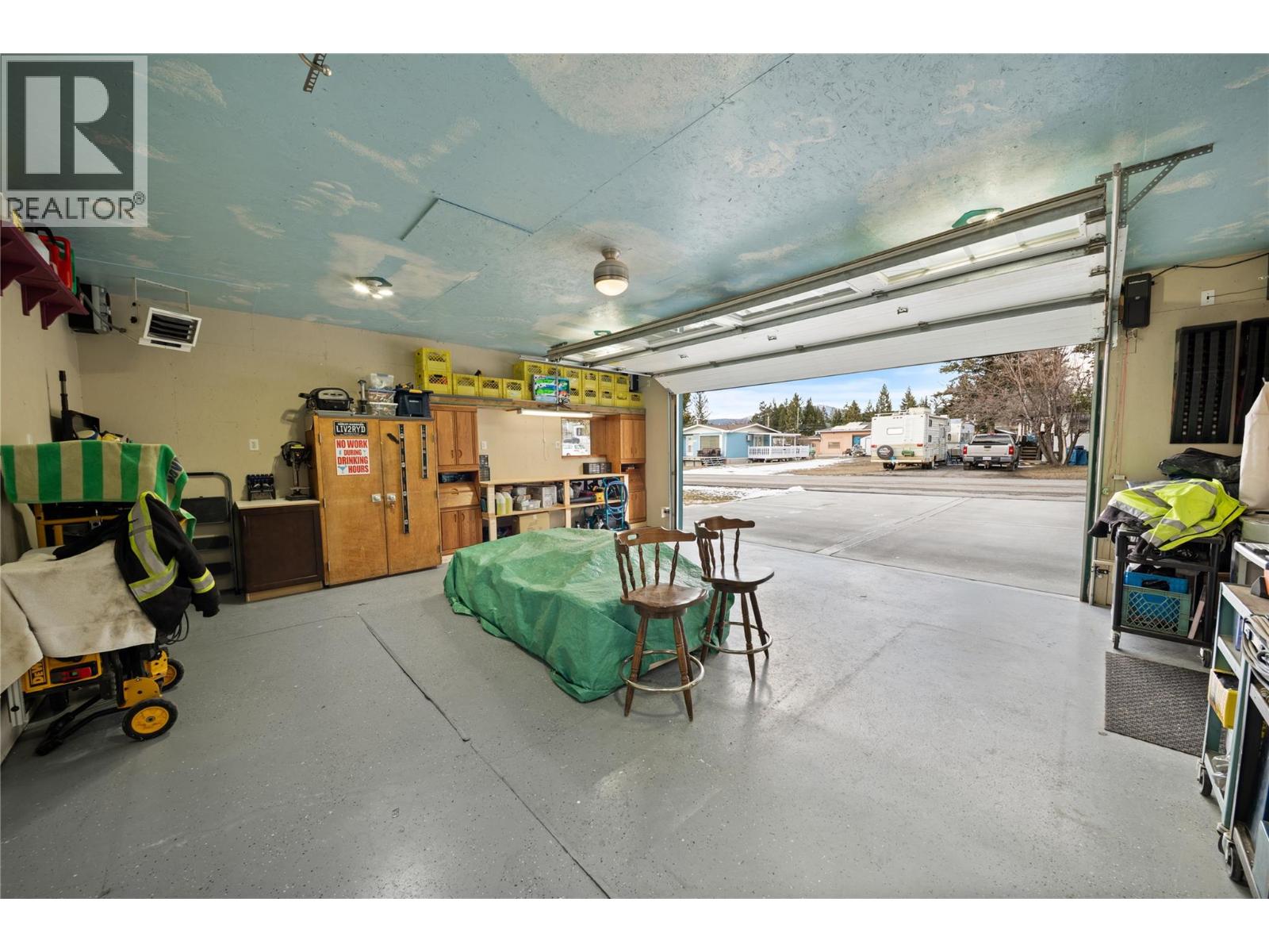 7527 Park Drive West, Radium Hot Springs