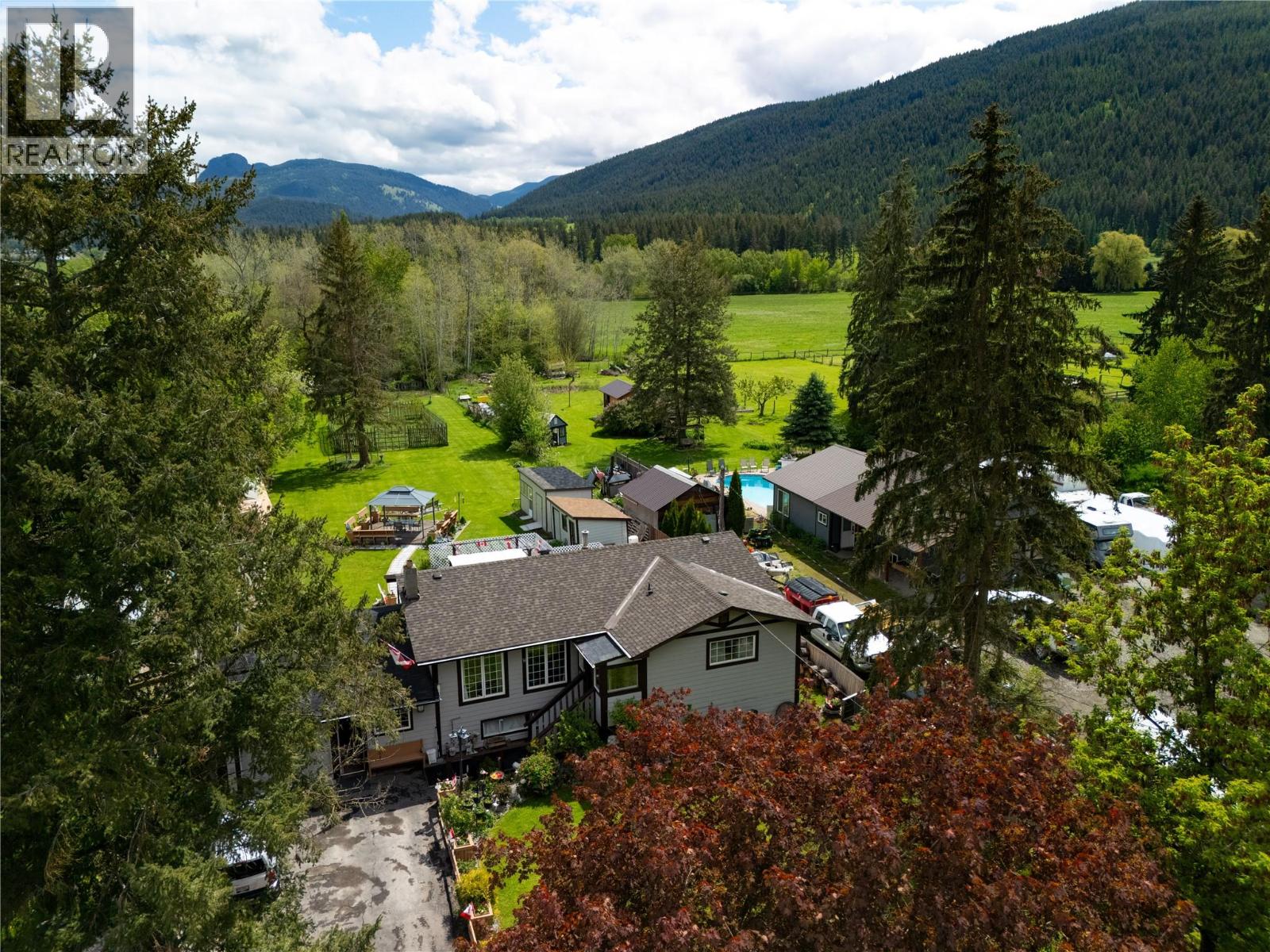 170 Whitevale Road, Lumby