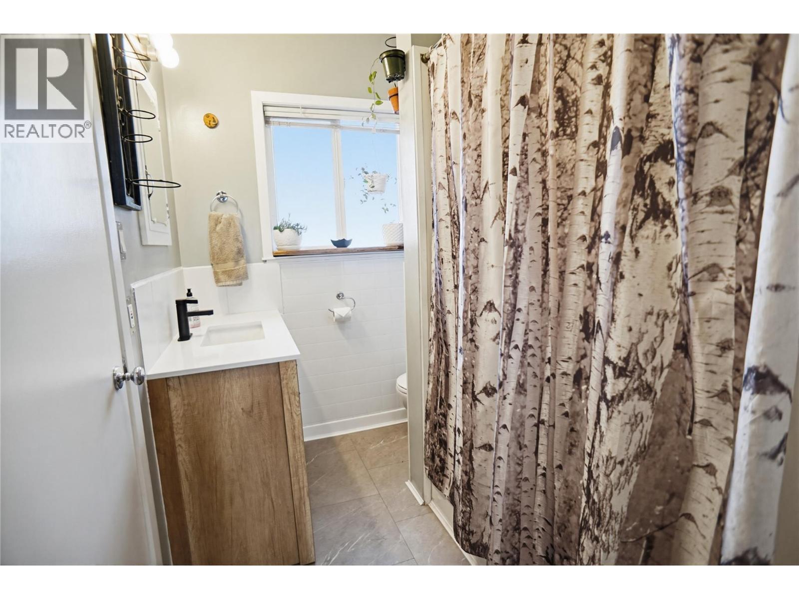 2811 BANK Road, Kamloops