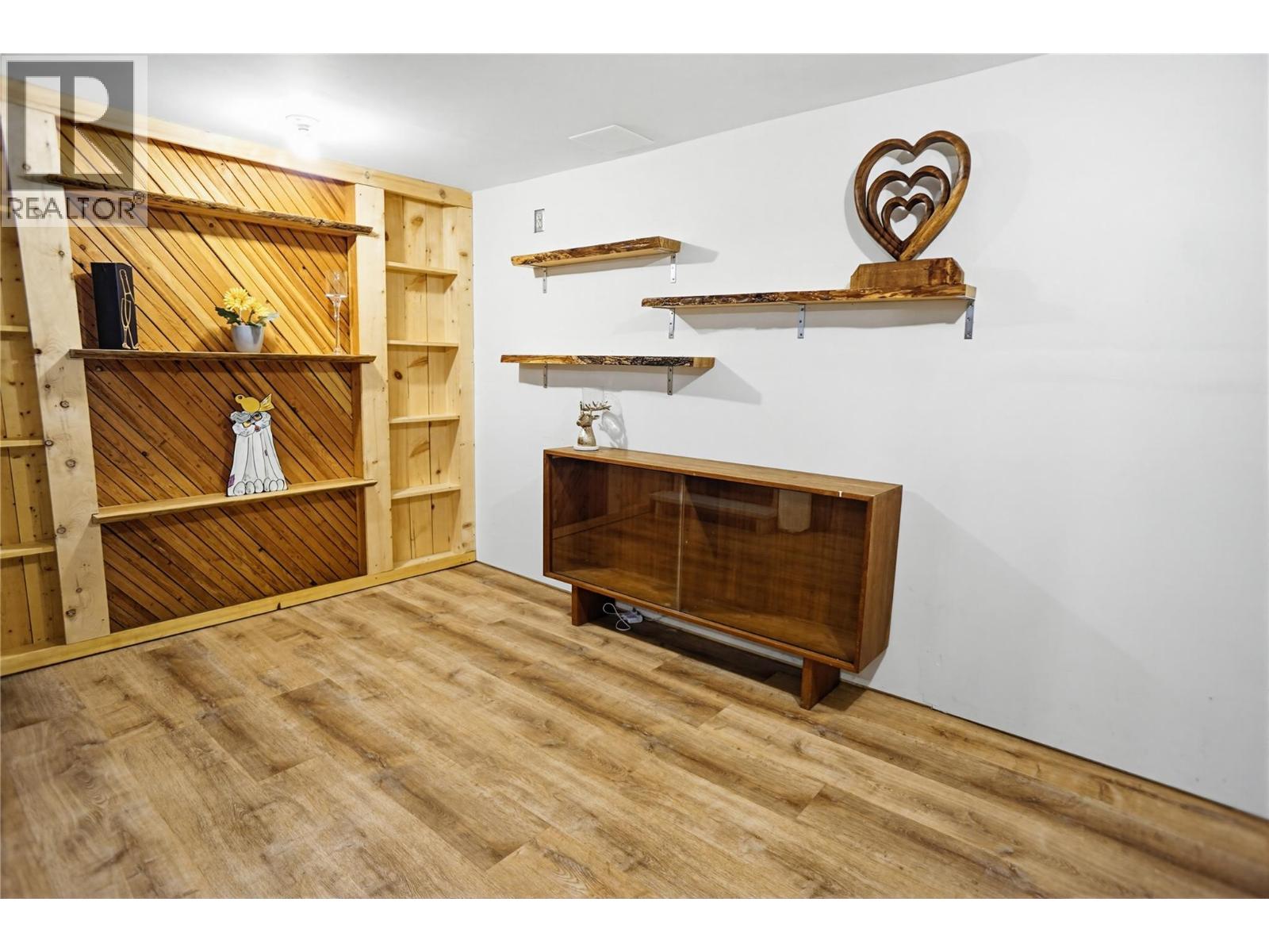 2811 BANK Road, Kamloops