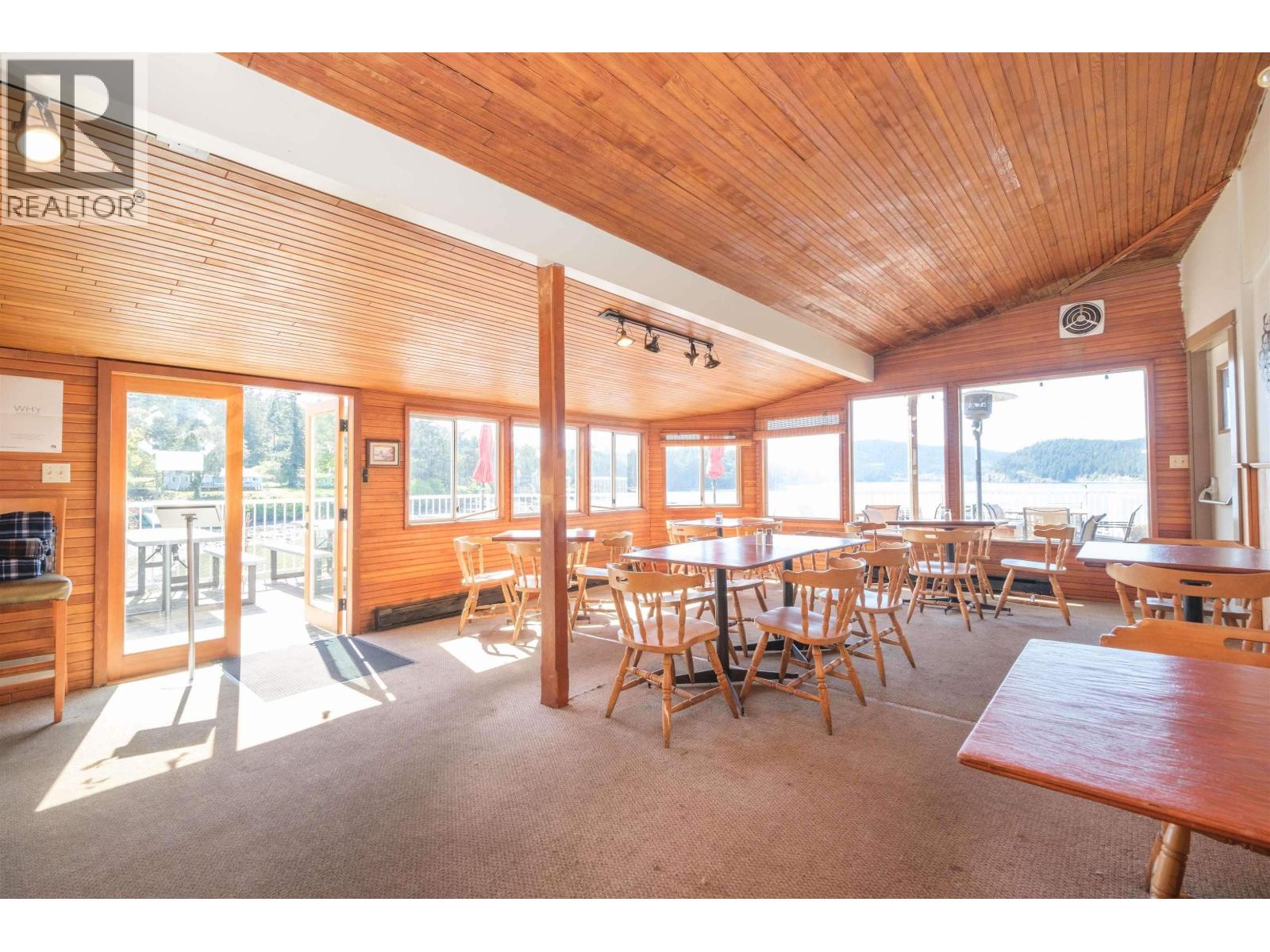 400 FERNHILL ROAD, Mayne Island
