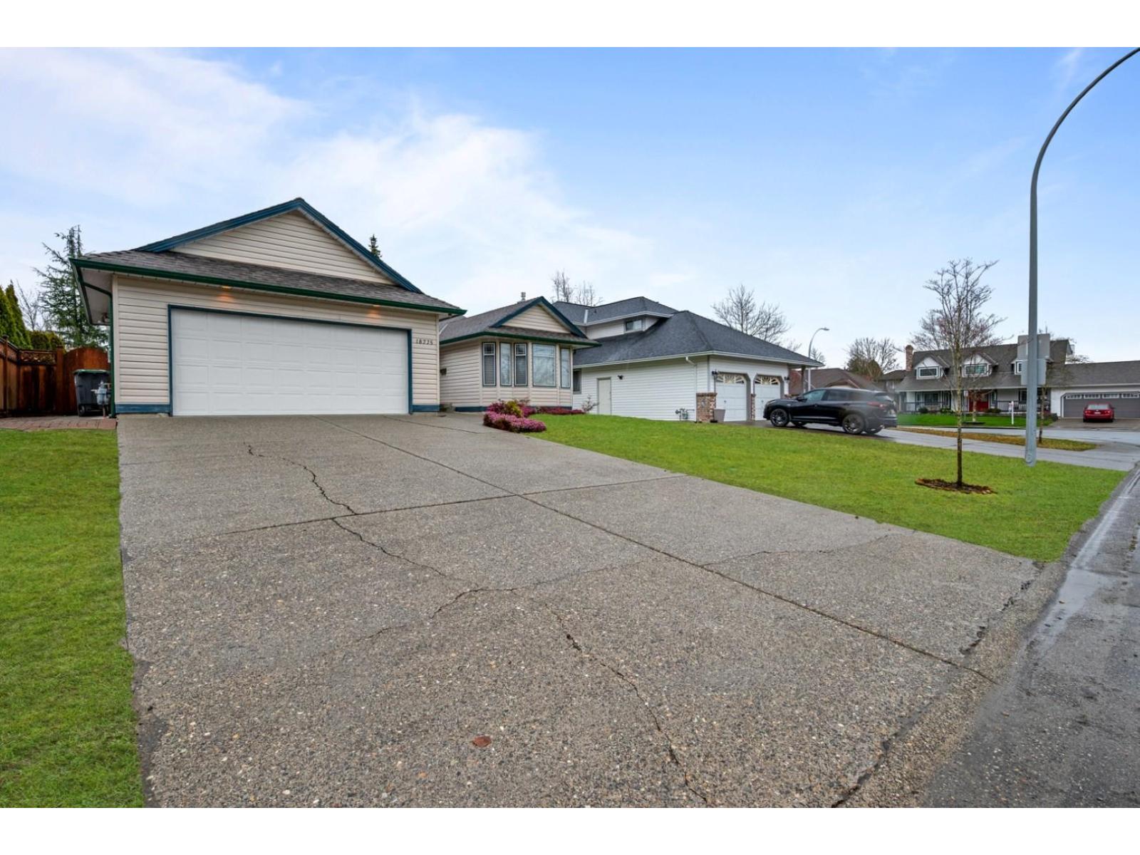 18775 59 Avenue - photo 2